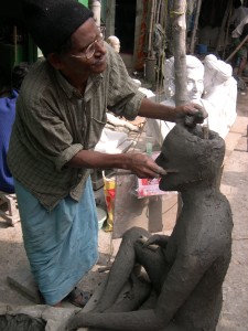 Sculpting a portrait in Kumartuli, Kolkata 2008